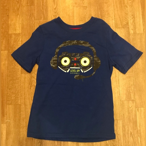 Boys shorts /size 6/Pants and shirt size 7 /$4.00  each - Picture 5 of 7